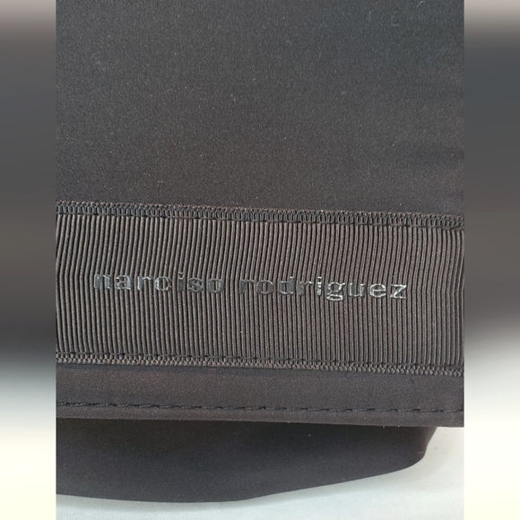 Narciso Rodriguez Black Makeup-Cosmetic Bag- zip closure - Like-New - Picture 4 of 9